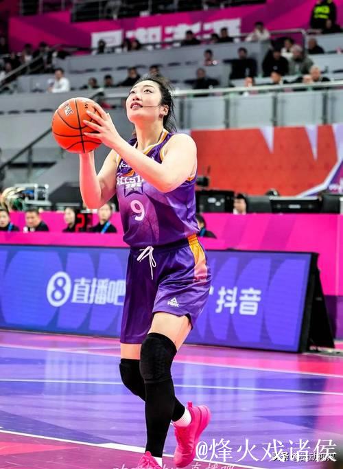 中国女篮大胜波多黎各 李梦18+5+7王思雨13分